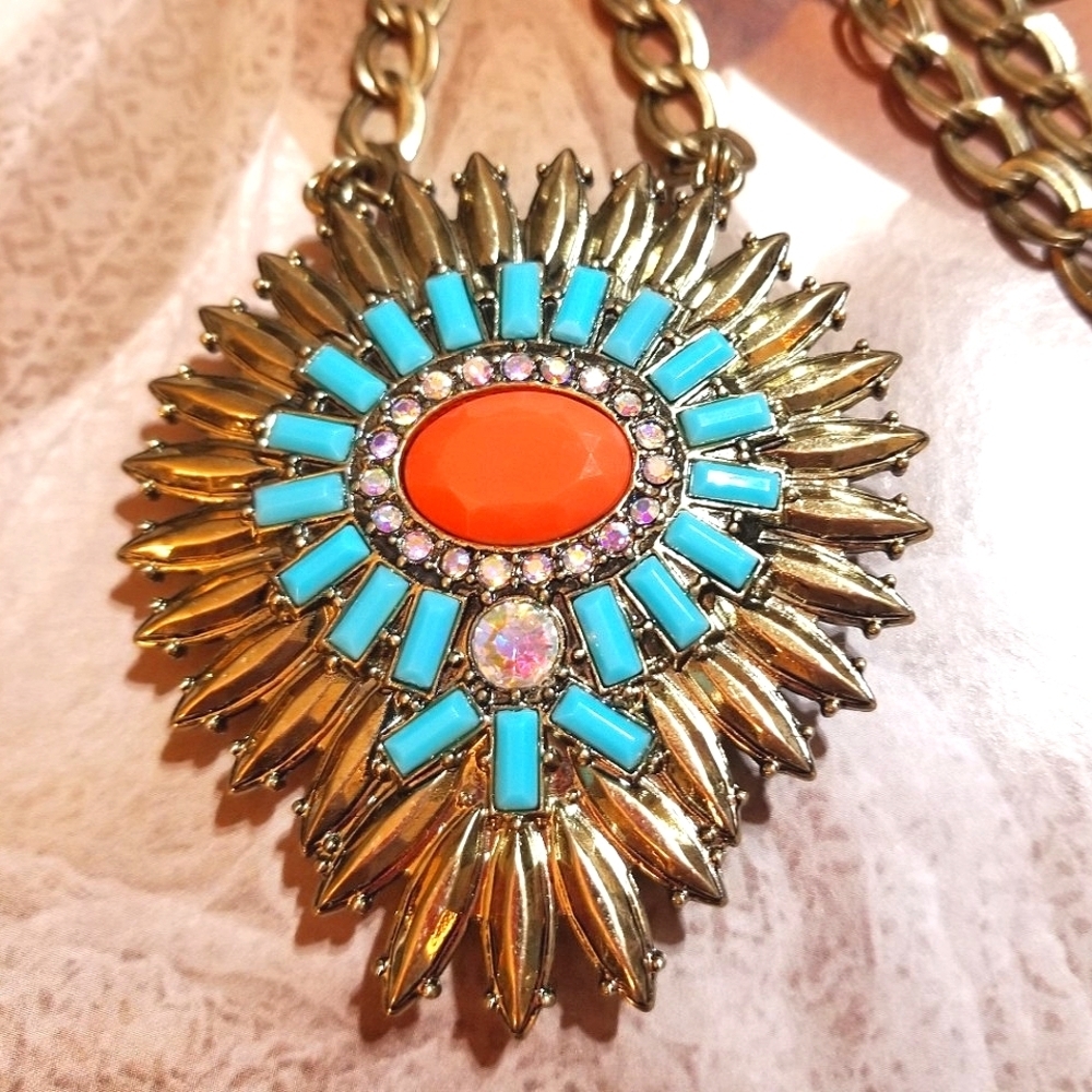 REVERSIBLE NOS Premier Designs TWO Statement Necklaces in ONE!